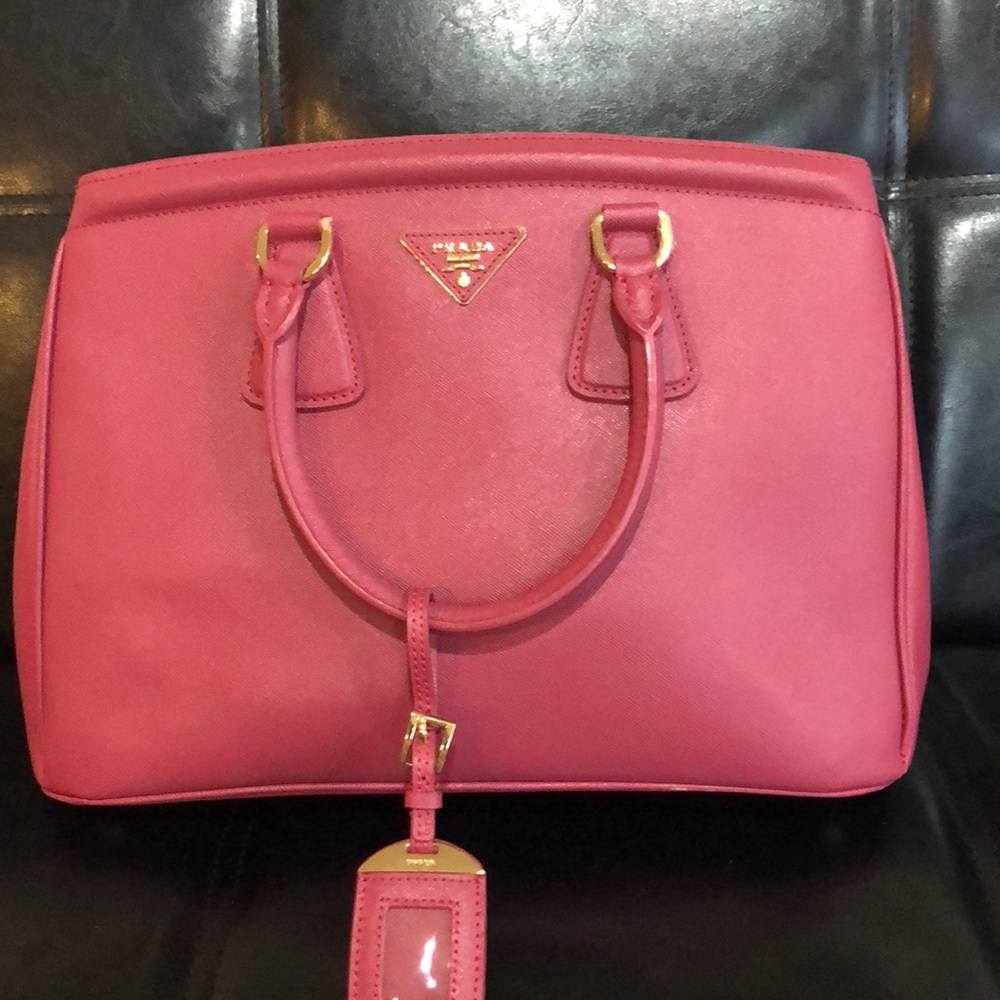 **AUTHENTIC** Prada Saffiano Lux Large Tote Bag